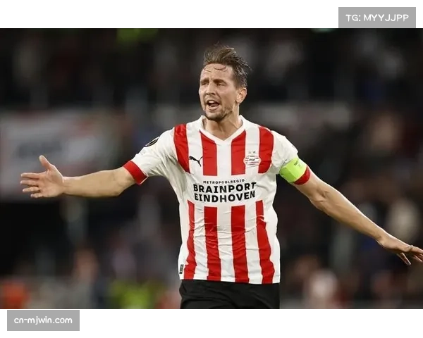 埃因霍温34分领跑荷甲积分榜 末轮锁定队史冠军